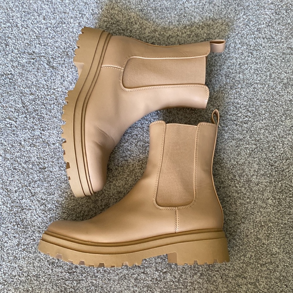 Platform ankle boot - Picture 2 of 7